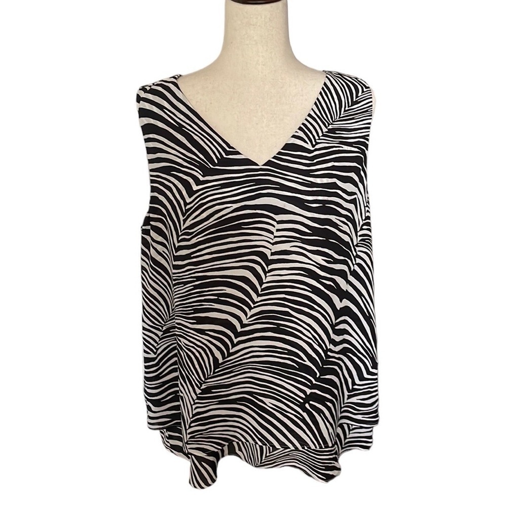 Ann Taylor Zebra Print Sleeveless Blouse Layered Hem Black/White L